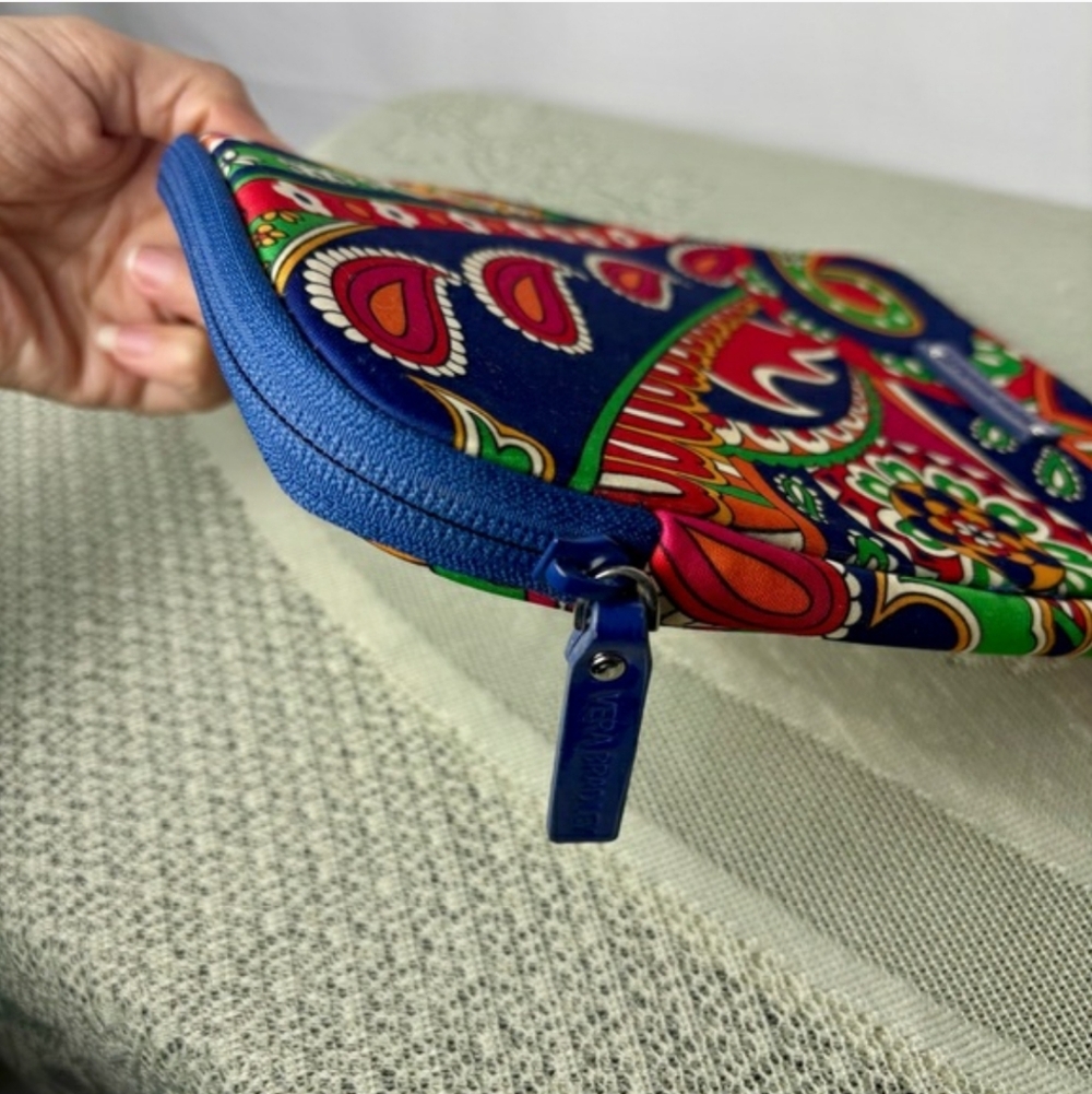 Vera Bradley Paisley Multicolor Paisley Tablet Case Holder - Picture 11 of 16